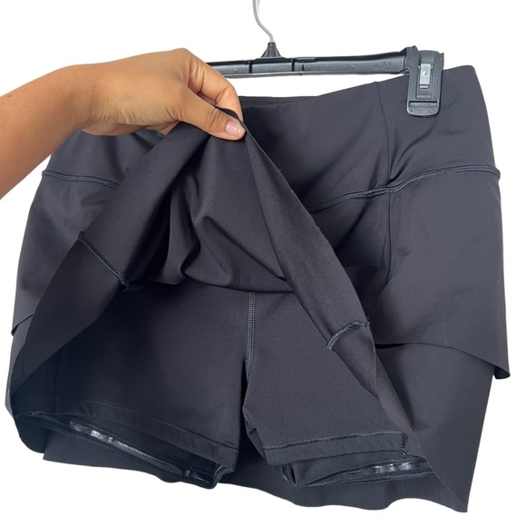 Athleta High Rise Momentum Skirt Skort Women’s Medium Black Tiered Ruffle - Picture 4 of 5